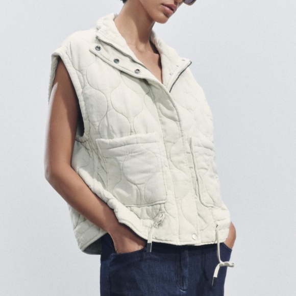 Zara oversized ecru off white lyocell and cotton quilted puffer vest NWT - Picture 1 of 13